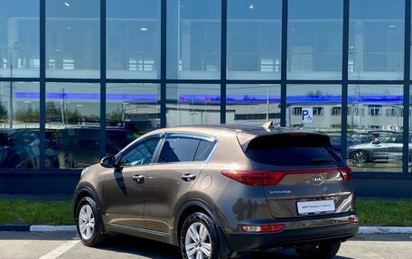 KIA Sportage IV рестайлинг, 2018 год, 1 899 000 рублей, 7 фотография