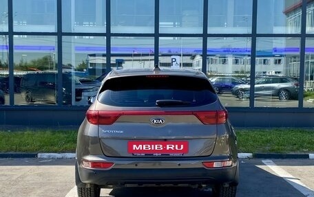KIA Sportage IV рестайлинг, 2018 год, 1 899 000 рублей, 6 фотография