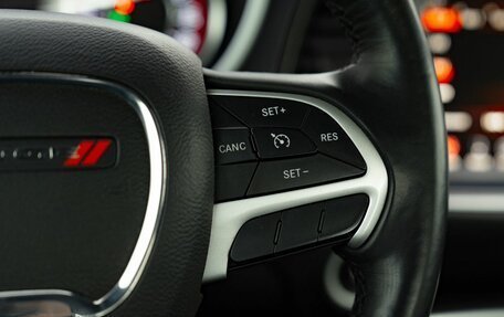 Dodge Challenger III рестайлинг 2, 2016 год, 4 850 000 рублей, 14 фотография