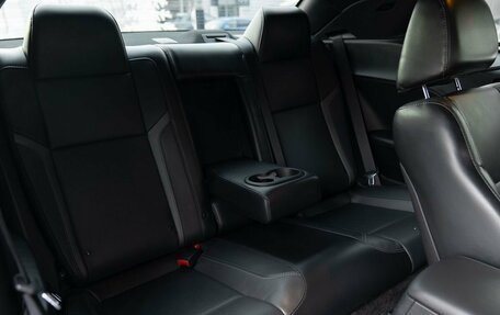 Dodge Challenger III рестайлинг 2, 2016 год, 4 850 000 рублей, 28 фотография