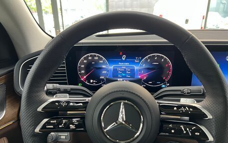 Mercedes-Benz GLS, 2024 год, 14 500 000 рублей, 30 фотография