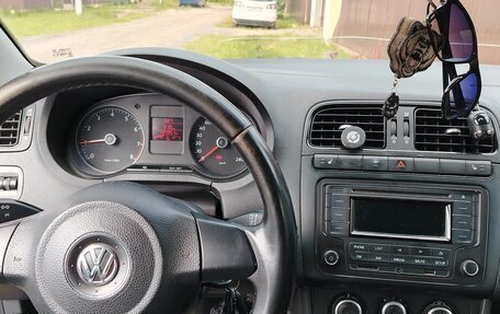 Volkswagen Polo VI (EU Market), 2011 год, 750 000 рублей, 5 фотография