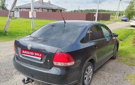 Volkswagen Polo VI (EU Market), 2011 год, 750 000 рублей, 2 фотография