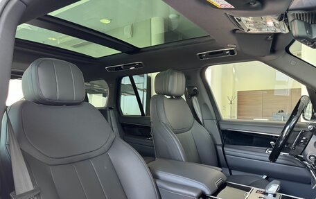 Land Rover Range Rover IV рестайлинг, 2025 год, 20 000 000 рублей, 9 фотография