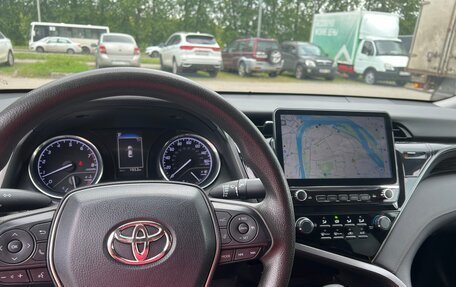 Toyota Camry, 2019 год, 2 750 000 рублей, 13 фотография