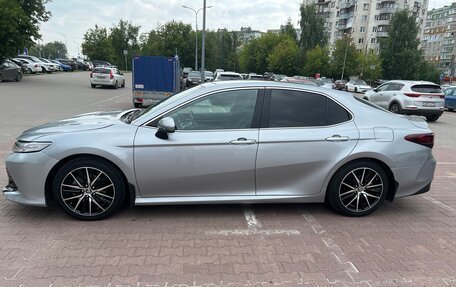 Toyota Camry, 2019 год, 2 750 000 рублей, 8 фотография