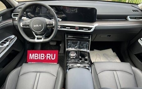 KIA K5, 2024 год, 3 800 000 рублей, 2 фотография
