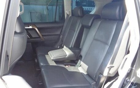 Toyota Land Cruiser Prado 150 рестайлинг 2, 2022 год, 3 350 000 рублей, 37 фотография