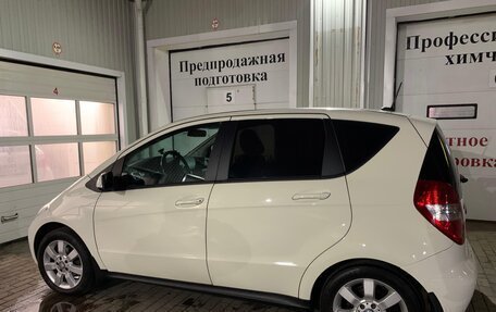 Mercedes-Benz A-Класс, 2012 год, 900 000 рублей, 1 фотография