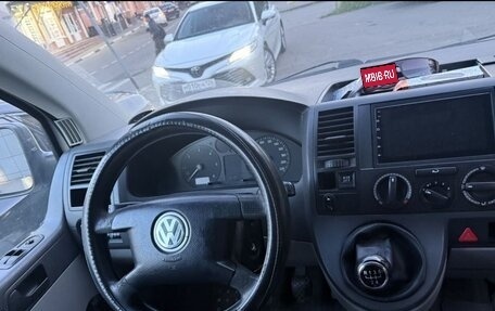 Volkswagen Transporter T5 рестайлинг, 2007 год, 800 000 рублей, 5 фотография