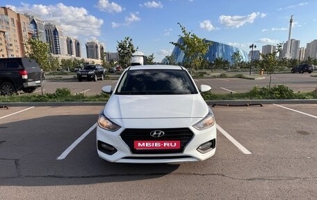 Hyundai Solaris II рестайлинг, 2020 год, 1 200 000 рублей, 1 фотография