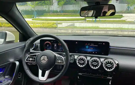 Mercedes-Benz A-Класс, 2021 год, 1 700 000 рублей, 5 фотография
