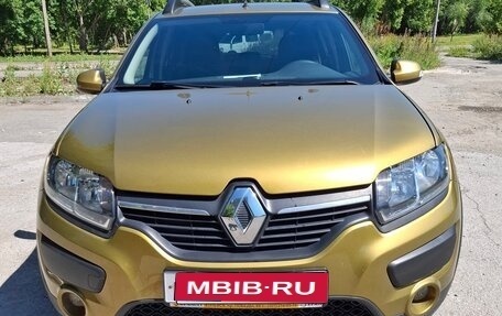 Renault Sandero II рестайлинг, 2017 год, 1 200 000 рублей, 1 фотография