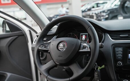 Skoda Octavia, 2015 год, 999 000 рублей, 10 фотография