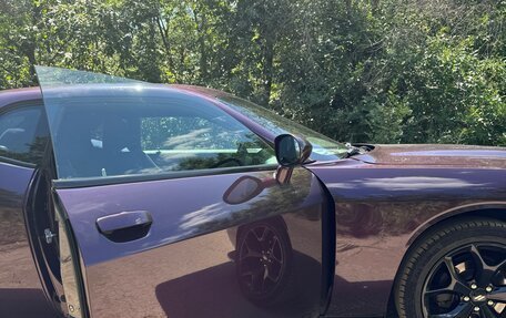Dodge Challenger III рестайлинг 2, 2020 год, 2 500 000 рублей, 3 фотография