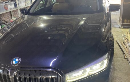 BMW 7 серия, 2019 год, 6 000 000 рублей, 2 фотография
