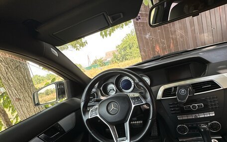 Mercedes-Benz C-Класс, 2011 год, 980 000 рублей, 4 фотография