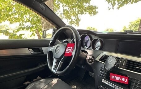 Mercedes-Benz C-Класс, 2011 год, 980 000 рублей, 3 фотография