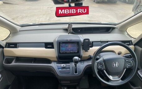 Honda Freed II, 2019 год, 1 800 000 рублей, 14 фотография