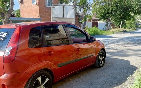 Ford Fiesta, 2008 год, 550 000 рублей, 3 фотография