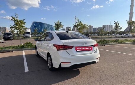 Hyundai Solaris II рестайлинг, 2020 год, 1 200 000 рублей, 6 фотография