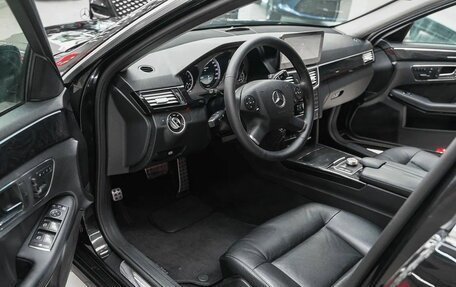 Mercedes-Benz E-Класс, 2011 год, 1 189 000 рублей, 14 фотография