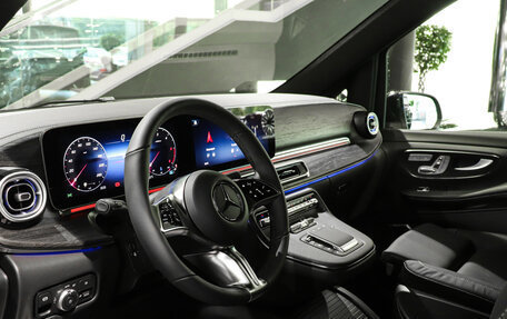 Mercedes-Benz V-Класс, 2024 год, 15 150 000 рублей, 10 фотография