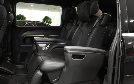 Mercedes-Benz V-Класс, 2024 год, 15 150 000 рублей, 21 фотография