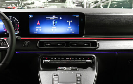 Mercedes-Benz V-Класс, 2024 год, 15 150 000 рублей, 16 фотография