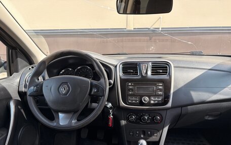 Renault Logan II, 2017 год, 714 000 рублей, 11 фотография