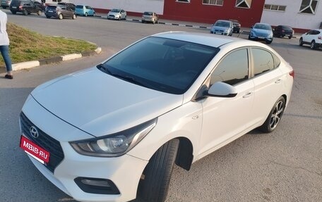 Hyundai Solaris II рестайлинг, 2018 год, 1 179 000 рублей, 7 фотография
