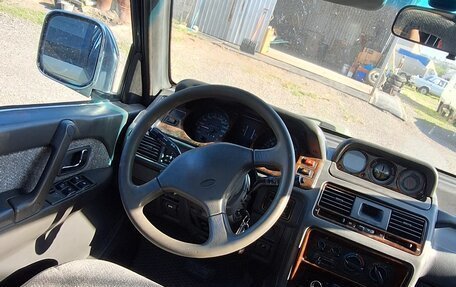 Mitsubishi Pajero III рестайлинг, 1995 год, 1 650 000 рублей, 15 фотография
