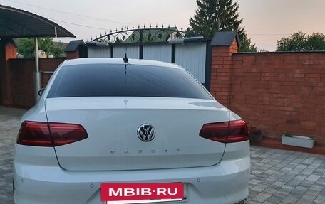 Volkswagen Passat B8 рестайлинг, 2020 год, 2 700 000 рублей, 4 фотография