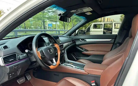 Honda Inspire, 2022 год, 1 900 000 рублей, 4 фотография