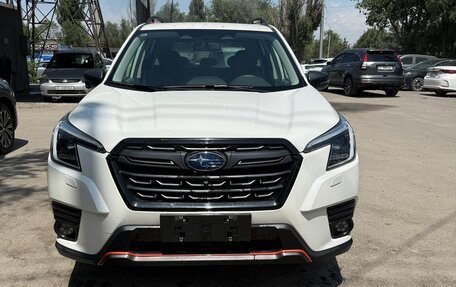 Subaru Forester, 2024 год, 5 200 000 рублей, 2 фотография