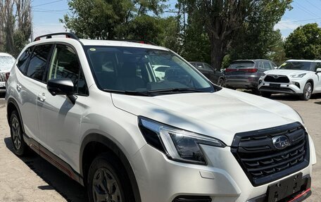 Subaru Forester, 2024 год, 5 200 000 рублей, 3 фотография