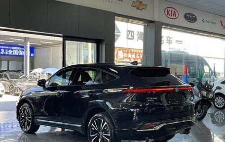 Toyota Venza, 2022 год, 3 700 000 рублей, 6 фотография