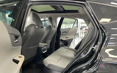 Toyota Venza, 2022 год, 3 700 000 рублей, 21 фотография