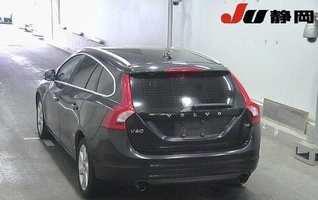 Volvo V60 I, 2014 год, 860 000 рублей, 3 фотография