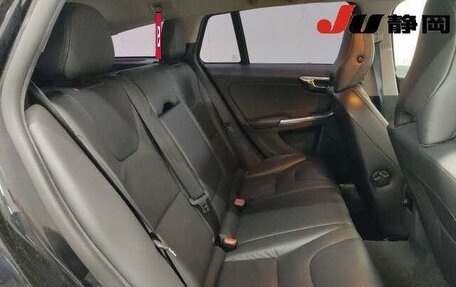 Volvo V60 I, 2014 год, 860 000 рублей, 8 фотография