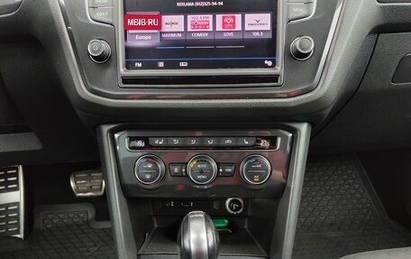 Volkswagen Tiguan II, 2017 год, 1 695 000 рублей, 12 фотография