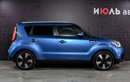 KIA Soul II рестайлинг, 2019 год, 1 666 000 рублей, 8 фотография