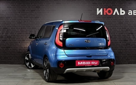 KIA Soul II рестайлинг, 2019 год, 1 666 000 рублей, 6 фотография