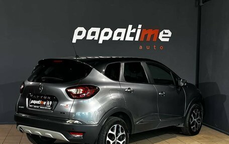Renault Kaptur I рестайлинг, 2019 год, 1 749 000 рублей, 3 фотография