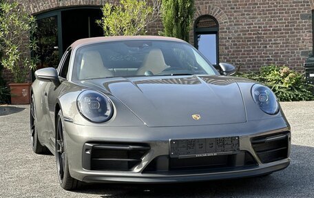 Porsche 911, 2022 год, 14 700 000 рублей, 13 фотография