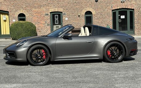 Porsche 911, 2022 год, 14 700 000 рублей, 5 фотография