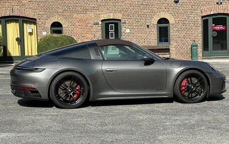 Porsche 911, 2022 год, 14 700 000 рублей, 10 фотография