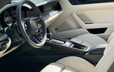 Porsche 911, 2022 год, 14 700 000 рублей, 17 фотография