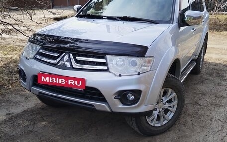 Mitsubishi Pajero Sport II рестайлинг, 2013 год, 2 400 000 рублей, 2 фотография