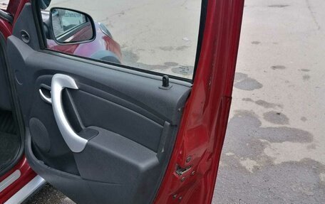 Renault Sandero II рестайлинг, 2013 год, 670 000 рублей, 4 фотография